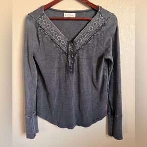 Lucky Brand Women's Gray Lace Detail Long Sleeve Top